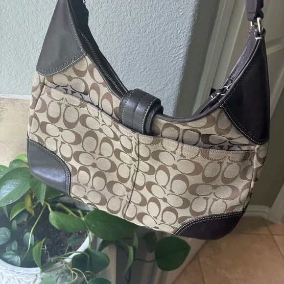Coach signature hobo shoulder bag | Brown - Picture 5 of 7